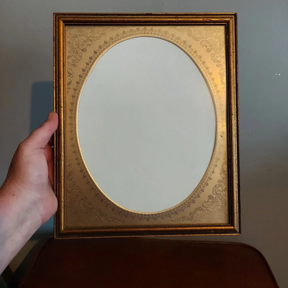 Vintage Gold Ornate Picture Frame 12x9.5 Rectangular with Oval Mat Embossed